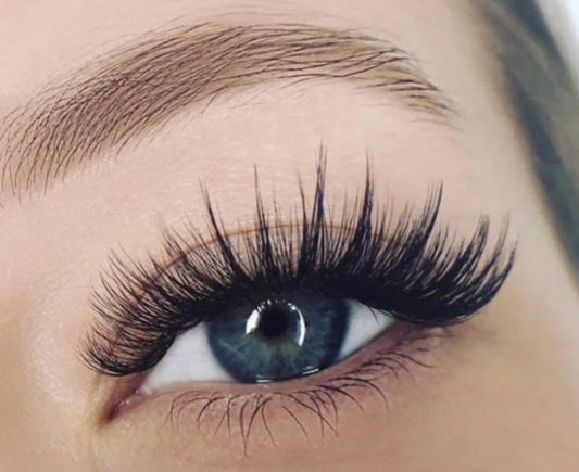 Russian Lashes Training Course